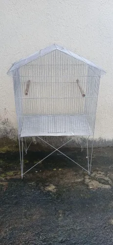 Vendo gaiola para calopsita