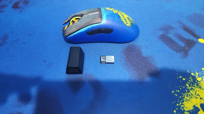 MOUSER GAMER RAZER DEATHADDER V3 PRO + PAD MOUSE GIGANTUS V2 EDIÇÃO ESPECIAL FORTNITE 