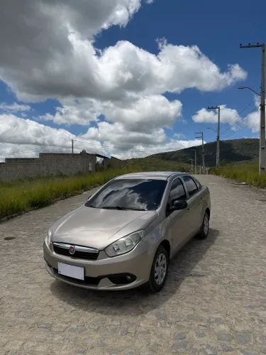 Fiat Grand Siena Attrac. 1.4 EVO F.flex 8V 2014
