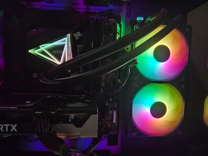 Water Cooler MSI MAG CoreLiquid L240 ARGB 240mm Preto