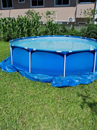 Piscina inflável 