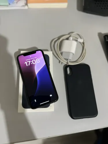 iphone XR - 64Gb