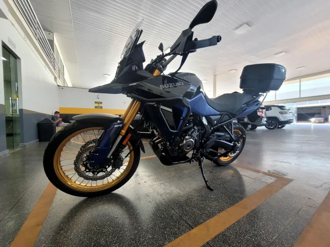 Suzuki V Strom 800 DE 2025
