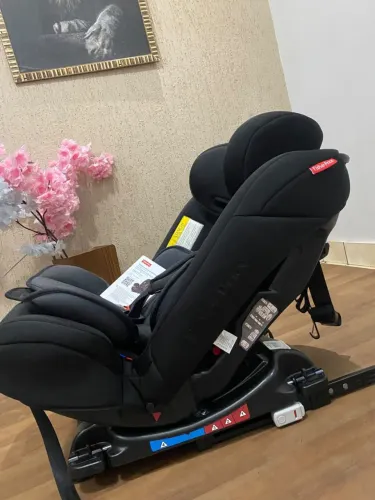 Cadeirinha isofix novíssima