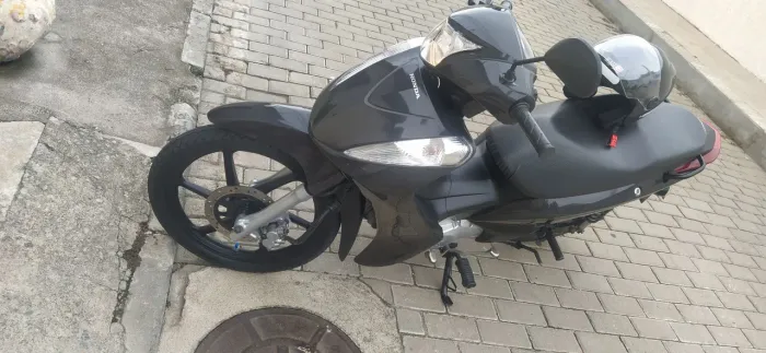 Honda biz toda completa
