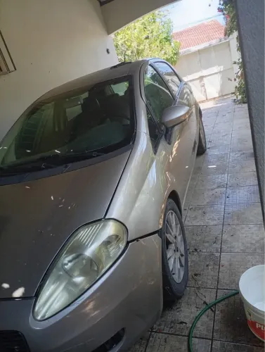 Fiat Punto Essence 1.6 Flex 16V 5P 2011