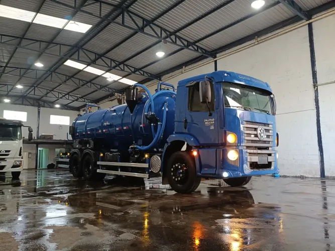 Caminhão limpa fossa /hidrojato 24 250 equipamento zero