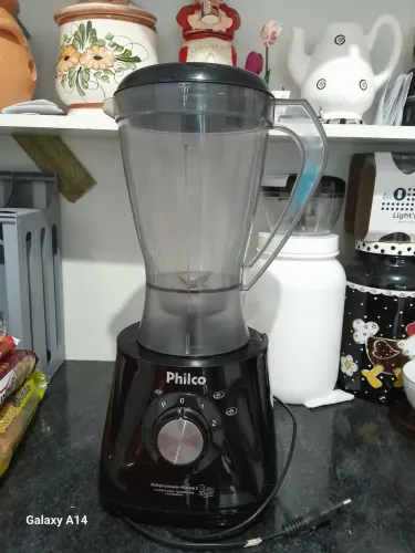 Liquidificador Philco usado em perfeito estado
