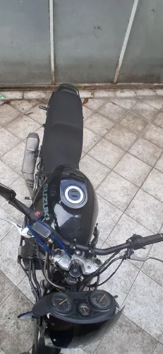 Suzuki GSX 750F STREET FIGTHER