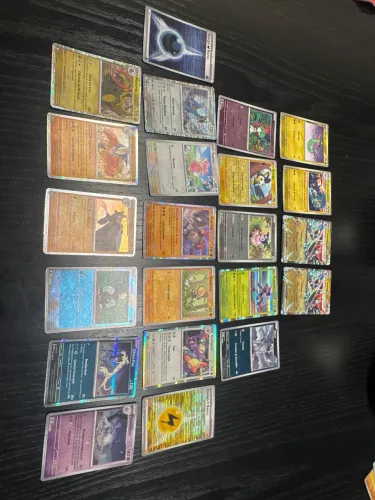 Lote de cartas brilhantes Pokémon