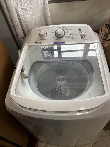 Vendo maquina de lavar roupas