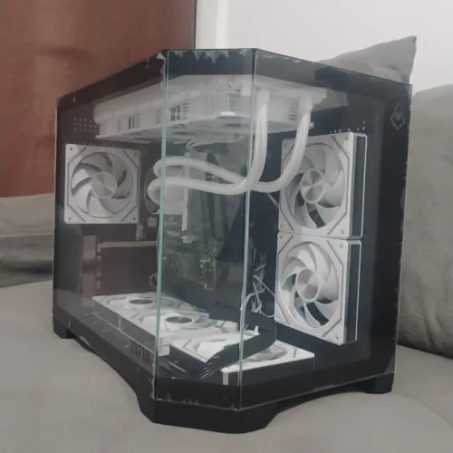 PC GAMER 7K