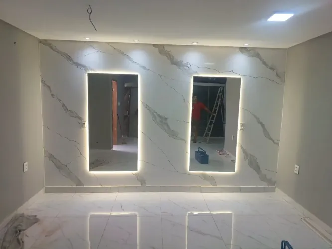 ESPELHOS COM LED