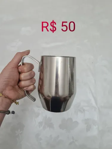 Vende-se caneca inox