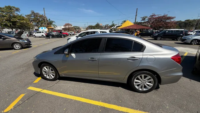 Honda Civic Sedan LXR 2.0 Flexone 16V Aut. 4P 2014