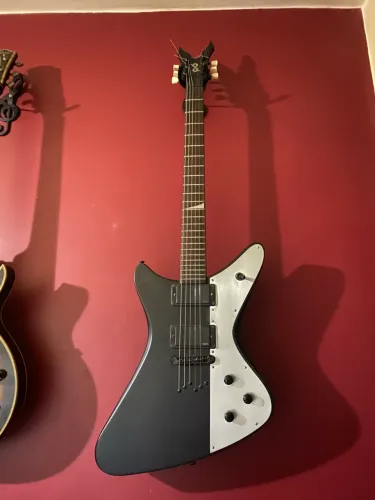 Guitarra PXD PEAVEY