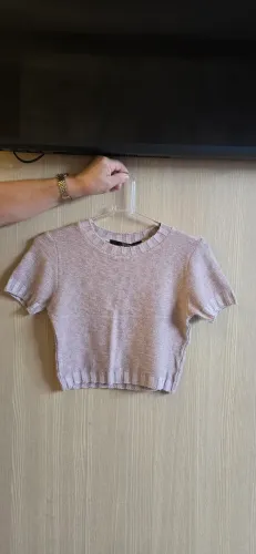 Roupas semi nova