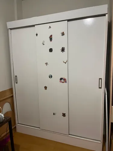 Guarda roupa 3 portas