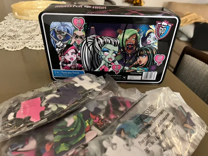 Quebra Cabeças Monster High (3 em 1)