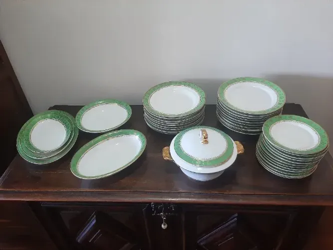 Aparelho de Jantar Antigo Legítima Porcelana Mauá(38 Peças)-Em ótimo estado de conservação