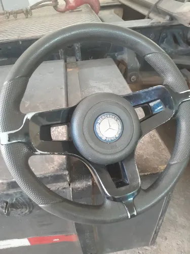 Vende se volante esportivo caminhao mercedes