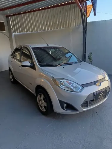 Ford Fiesta Sed. 1.6 8V Flex 4P 2013