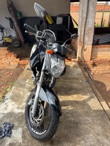 Moto fazer 250 consevada