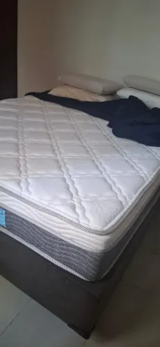 Cama box queen