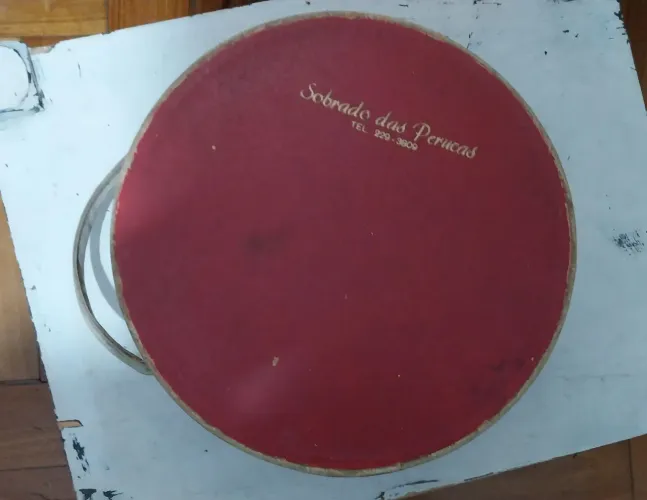 CAIXA DE PERUCA VINTAGE NO ESTADO