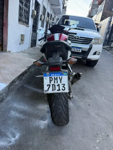 Vendo CB650F muito conservada