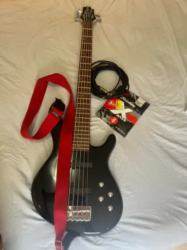 Baixo Cort Action Bass V Plus 5 cordas