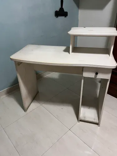 Estante para Computador e afins