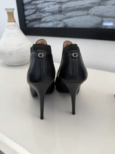 Bota Guess Original - Couro Preto - Excelente Estado