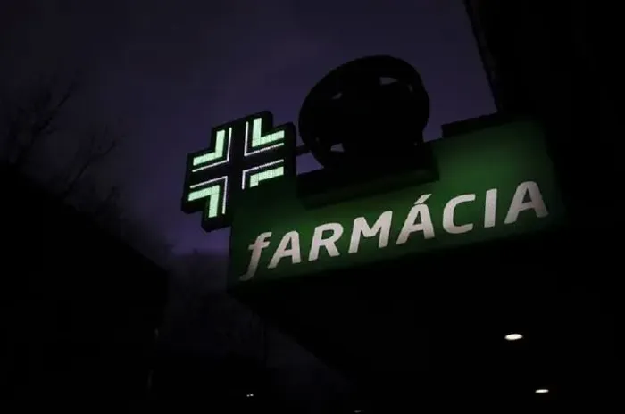 FARMÁCIA / DROGARIA 
