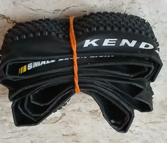 Kenda Snall Block Eight 29x 1.95