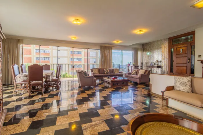Apartamento para venda em Vila Madalena com 3 quartos, sendo 1 suíte, 287m²
