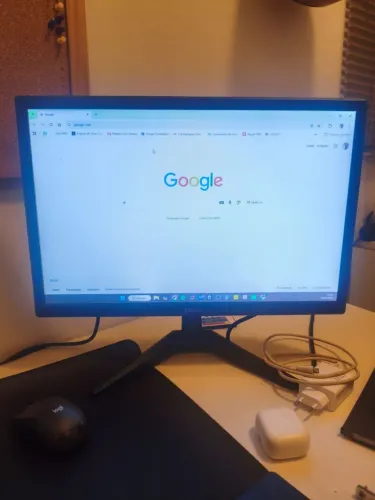 Monitor Prizi Slim Led 19" com HDMI - Excelente estado