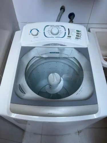 Máquina de Lavar Electrolux 12kg LT12F 127V usada funcionando perfeitamente
