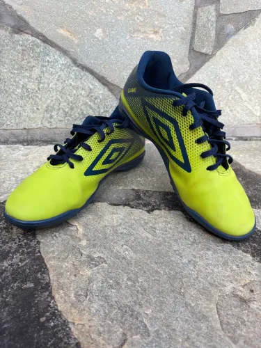 CHUTEIRA UMBRO AMARELA SOCIETY