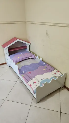 Cama infantil mini colchão casinha