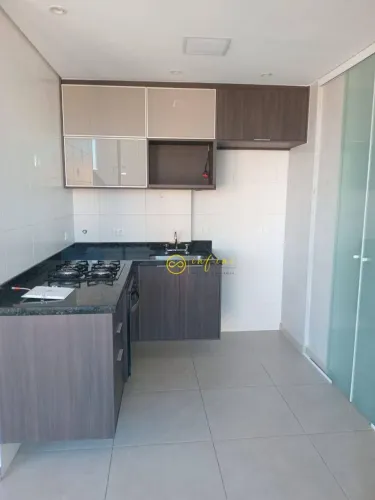 Apartamento Studio Semi - Mobiliado com 1 Quarto para alugar, 45 m² por R$ 1.670/mês - Con