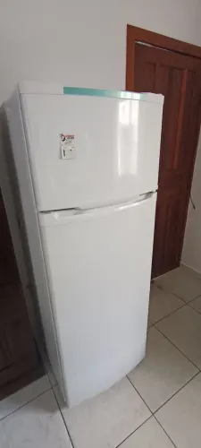 Vendo Geladeira Consul Duplex 334L Cycle Defrost