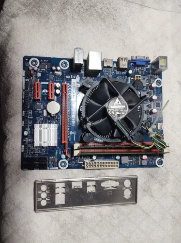 Placa Mãe 1155 i5 3a. Ger. 4GB DDR3 HDMI 