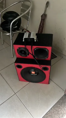 Caixa trio jbl já com módulo