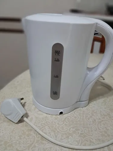 CHALEIRA/JARRA ELÉTRICA (KETLE) 220V SUPER EFICIENTE