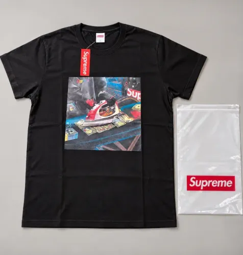 Camiseta Supreme Preta Estampada - Tamanho M - Nova