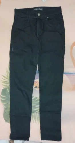 Vendo essa calça nova nunca usada masculino 