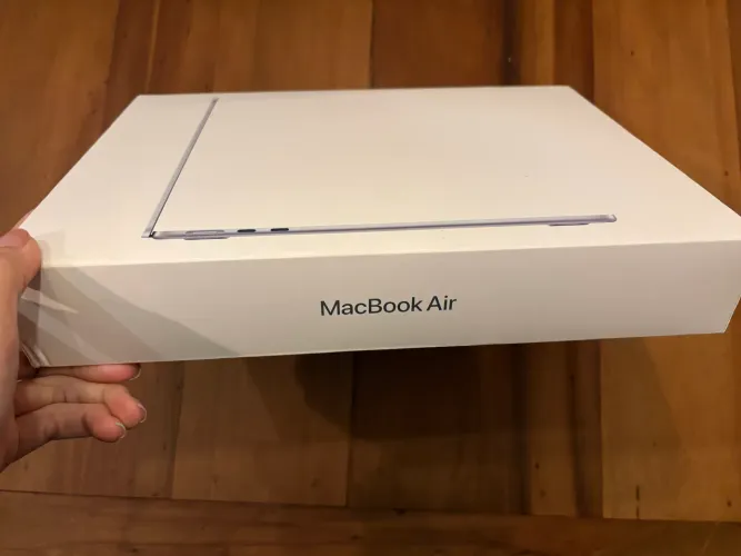 MacBook Air M5 512Gb - NOVO/LACRADO