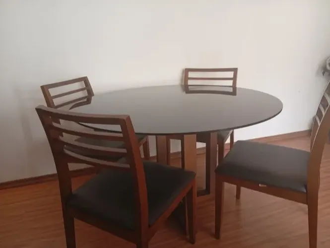 Mesa de Jantar Redonda