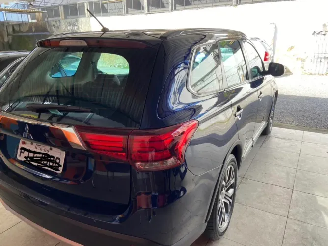 Mitsubishi Outlander 2.0 16V 160cv Aut. 2016